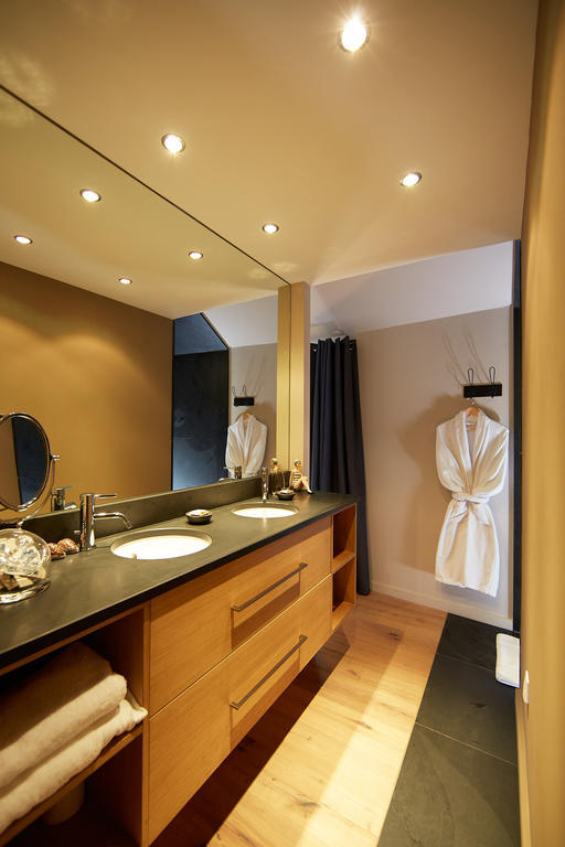 Les Chambres De L'Oustalet, Chambres D'Hotes Et Restaurant Etoile Gigondas Δωμάτιο φωτογραφία