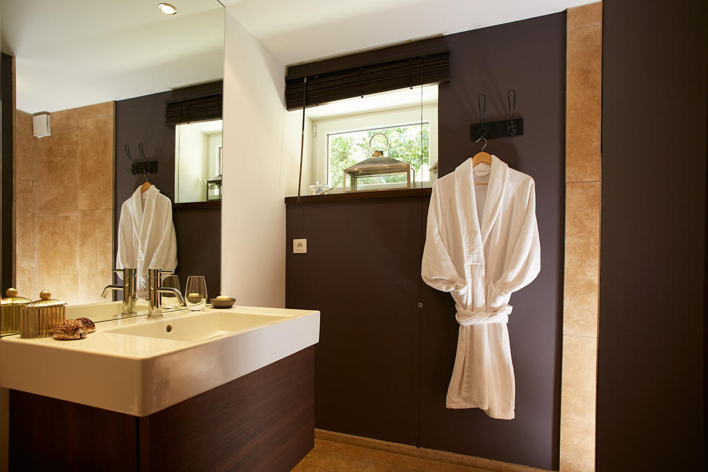 Les Chambres De L'Oustalet, Chambres D'Hotes Et Restaurant Etoile Gigondas Δωμάτιο φωτογραφία