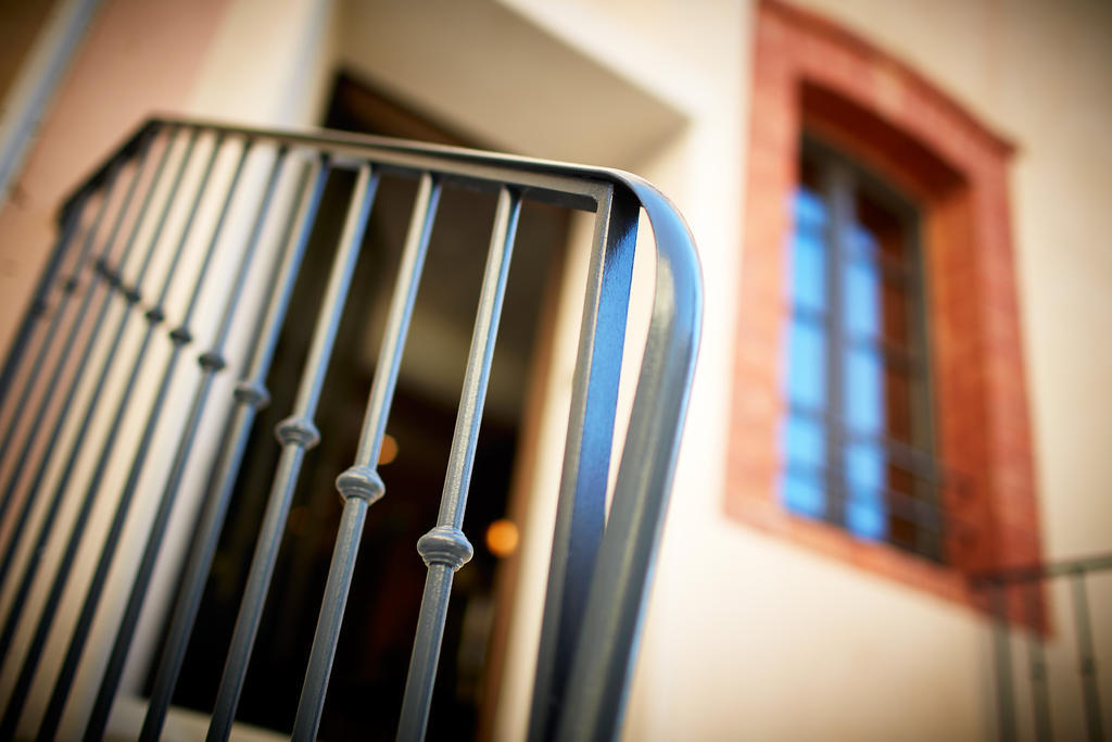 Les Chambres De L'Oustalet, Chambres D'Hotes Et Restaurant Etoile Gigondas Εξωτερικό φωτογραφία