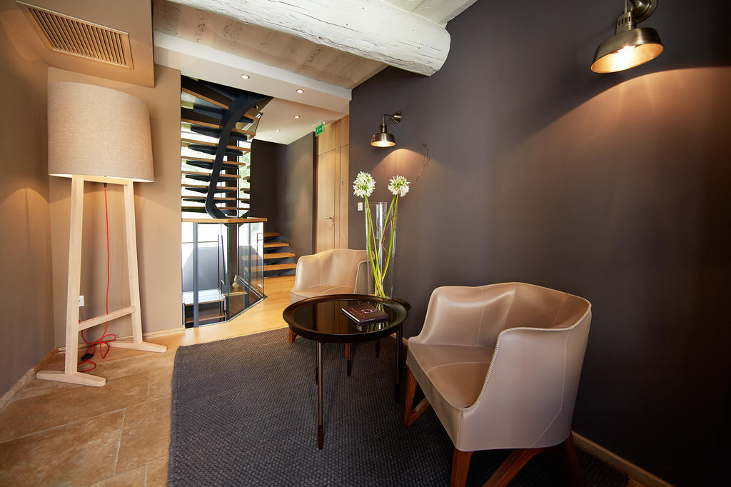 Les Chambres De L'Oustalet, Chambres D'Hotes Et Restaurant Etoile Gigondas Εξωτερικό φωτογραφία